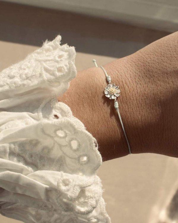 Handmade Daisy Bracelet