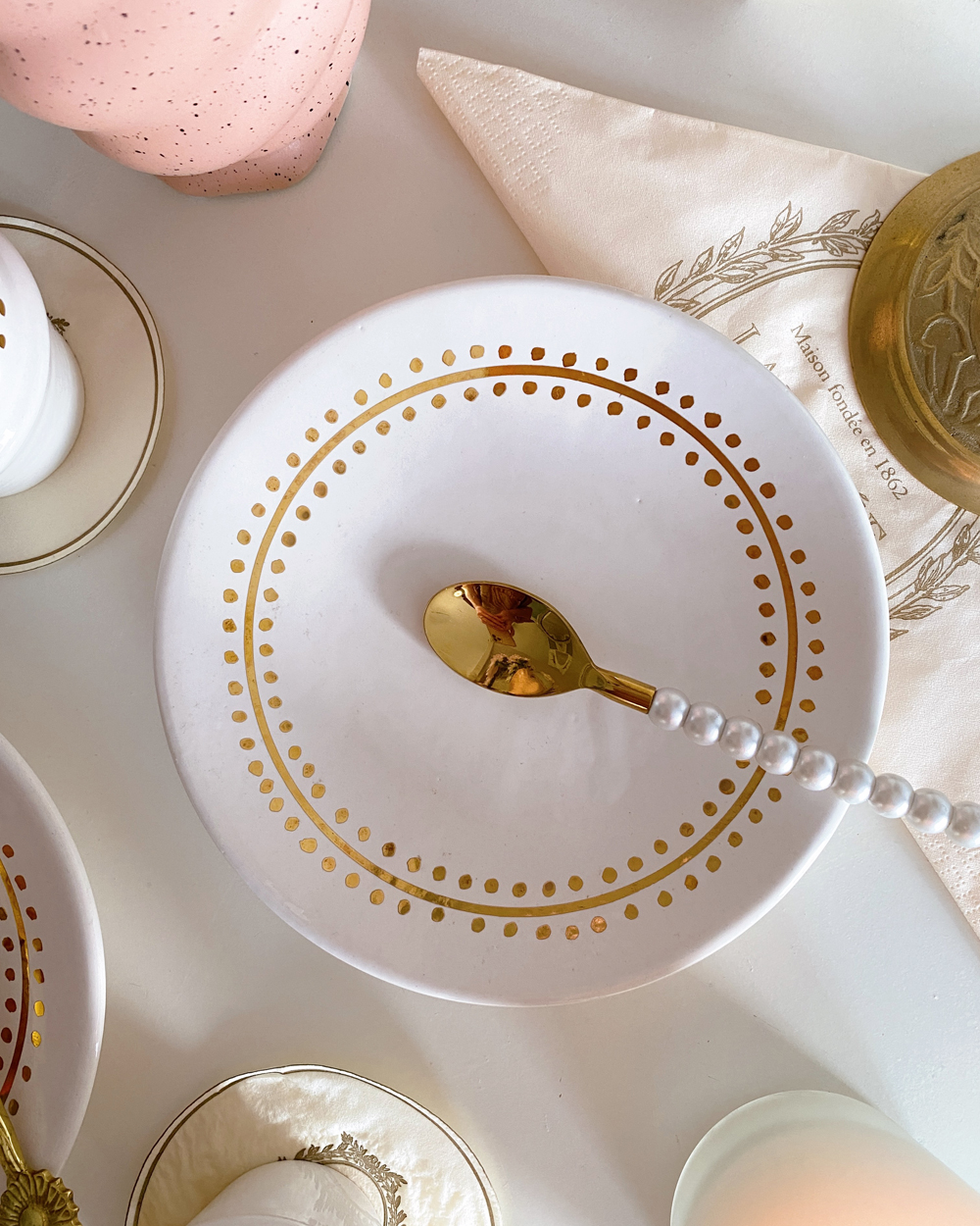 Ceramic Cake Plate Caftan