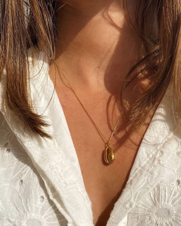 Handmade Seashell Necklace Bronte