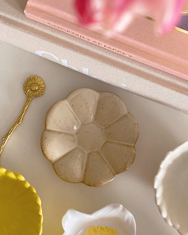 Ceramic Flower Trinket Dish Petite