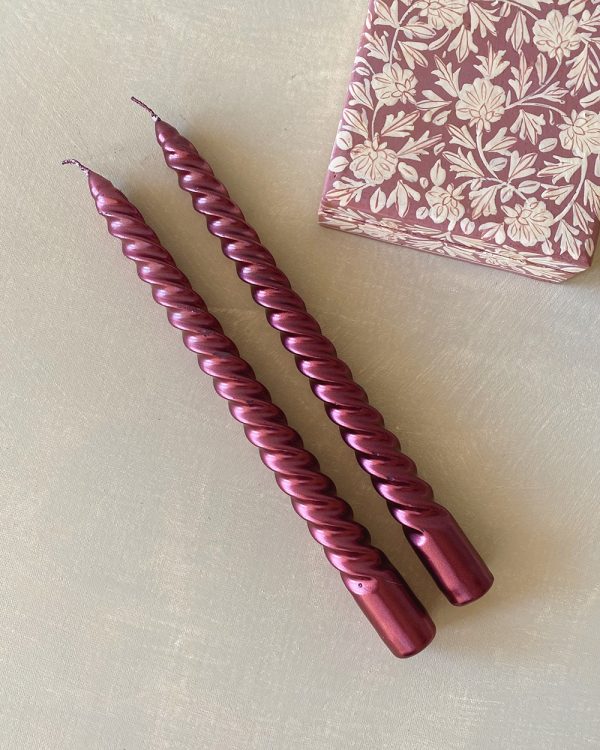 Glossy Burgundy Twisted Candle Set