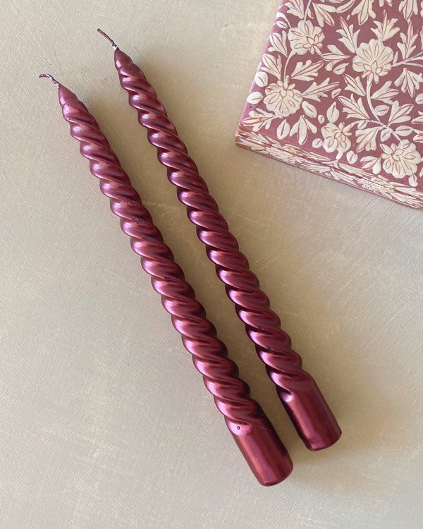Glossy Burgundy Twisted Candle Set