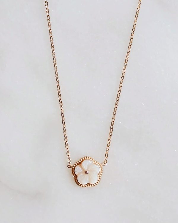Mother Of Pearl Flower Necklace
