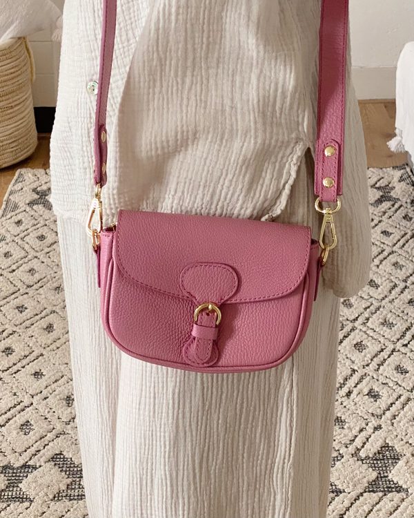 Leather Bag Cameo