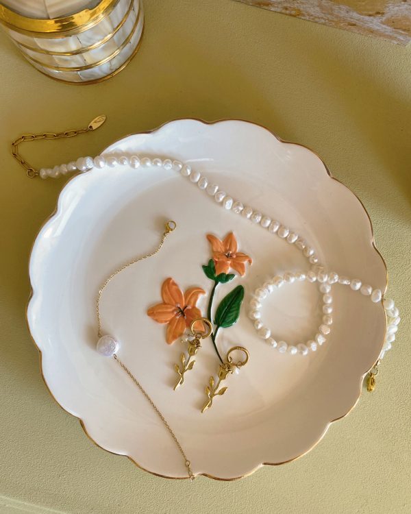 Freshwater Pearl Cascade Collar Necklace