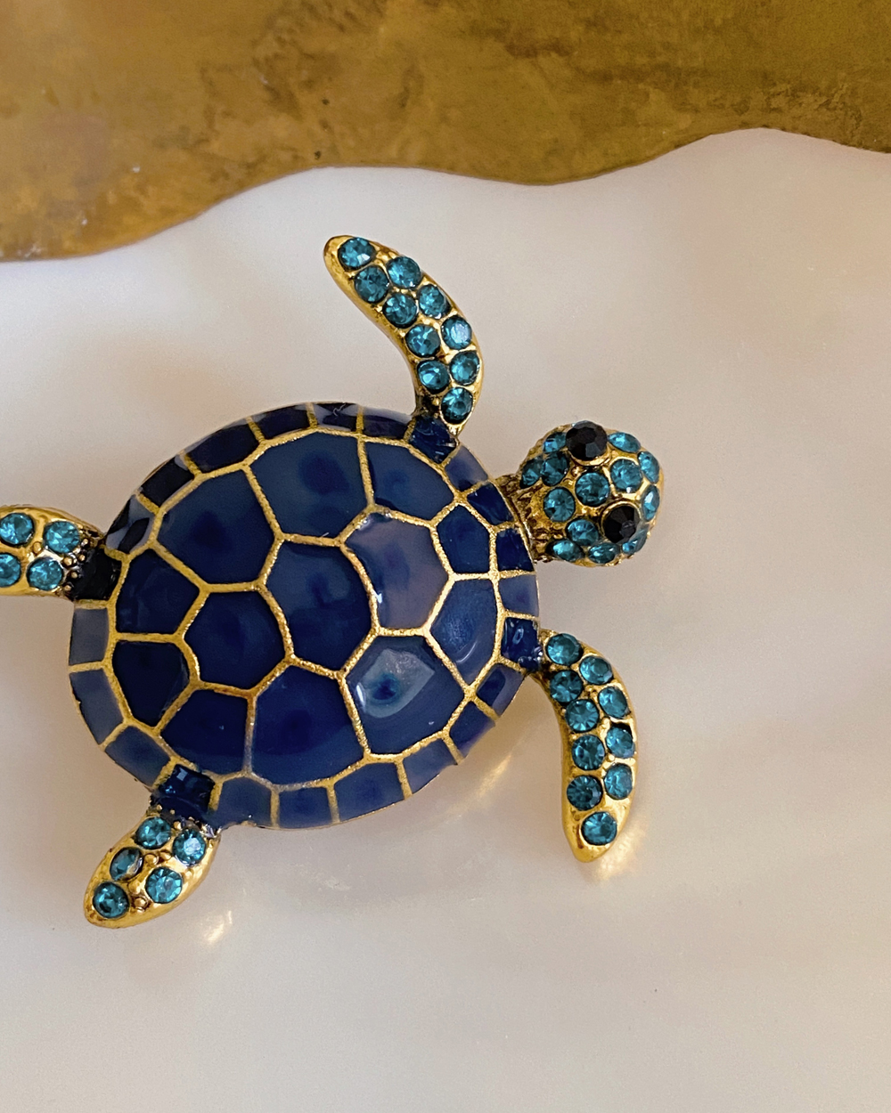 Ocean Turtle Brooch