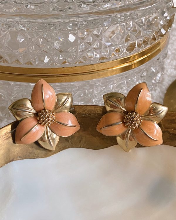 Vintage Peach Enamel Gold Tone Flower Clip-On Earrings
