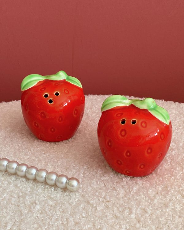 Vintage Strawberry Porcelain Salt Pepper Shaker Set