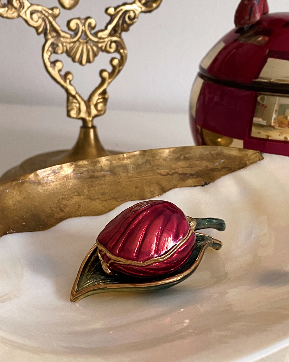 Red Tulip Flower Trinket Box