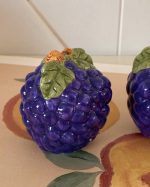 Vintage Grape Cluster Salt Pepper Shaker Set