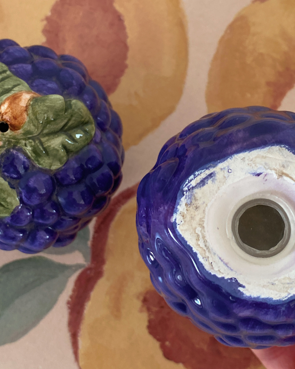 Vintage Grape Cluster Salt Pepper Shaker Set