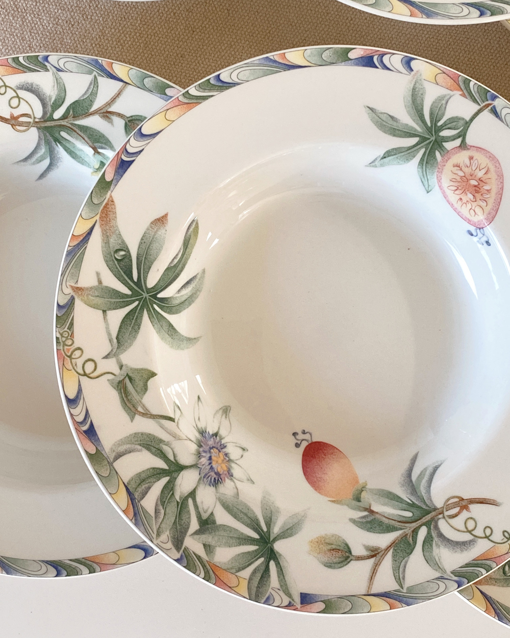 Vintage Barratts England Exotic Fruit Dinner Plate Set of 6
