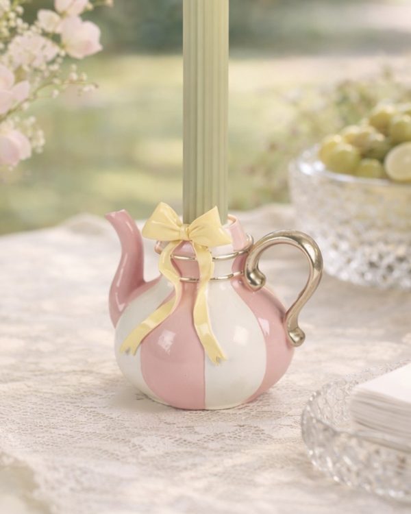 Belle Teapot Candle Holder