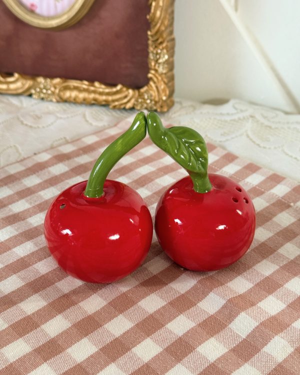 Cherry Salt Pepper Shaker Set