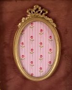 Antoinette Velvet Hanging Photo Frame