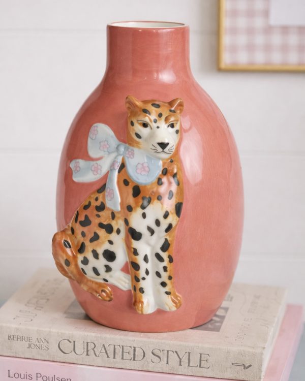 lady-leopard-vase-3