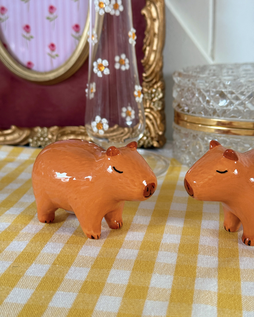Capybara Salt Pepper Shaker Set