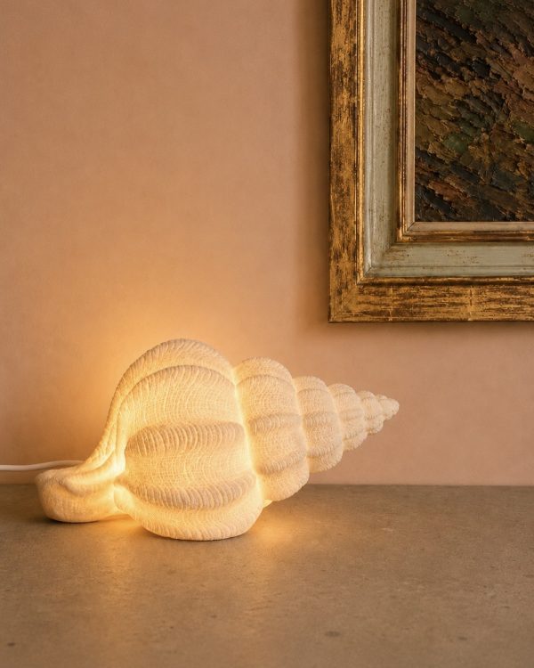 sandstone-seashell-table-lamp-1