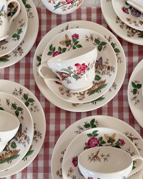 Vintage Wedgwood Barlaston Of Etruria 26-Piece Breakfast Set