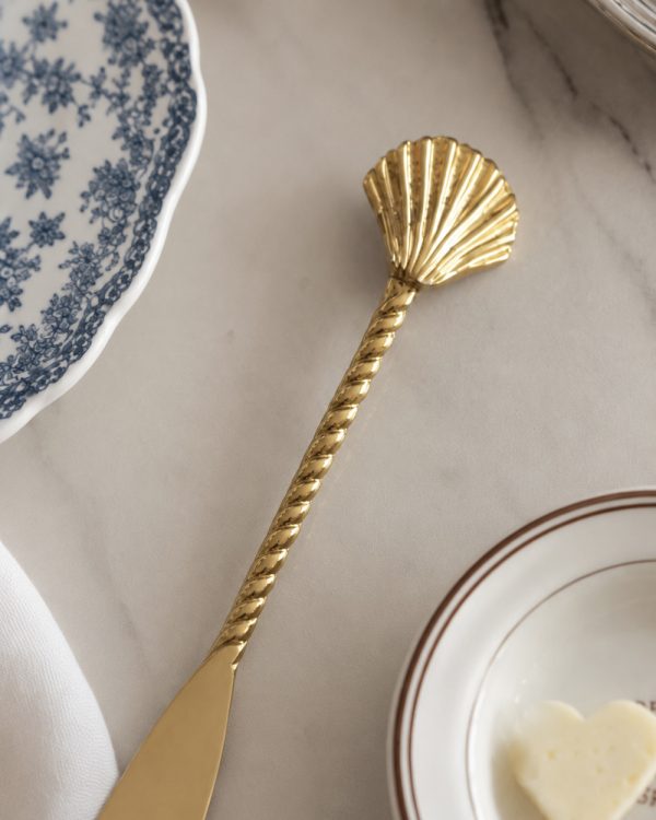seashell-brass-butter-knife-2